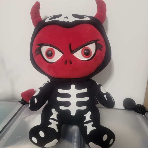 Killstar Other - Killstar Kreeptures " Gloom " GUC Gothic Skeleton Demon Devil Plush Emo HTF Rare
